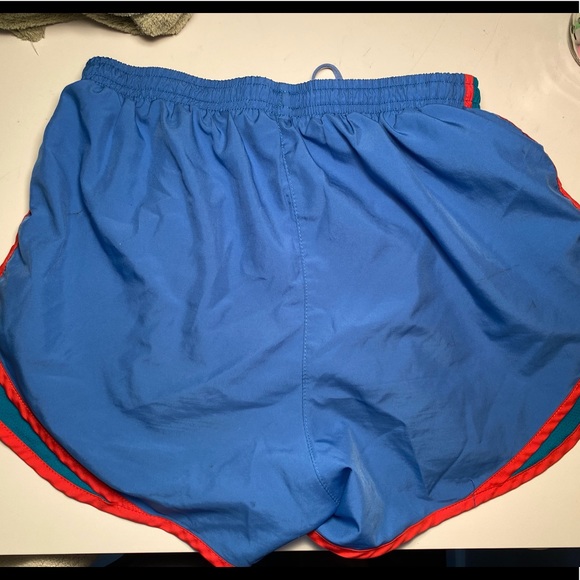 Nike Running Shorts - Picture 2 of 3